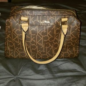 Calvin Klein Purse excellent condition